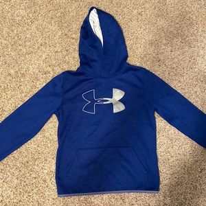 Boys under armour sweat shirt